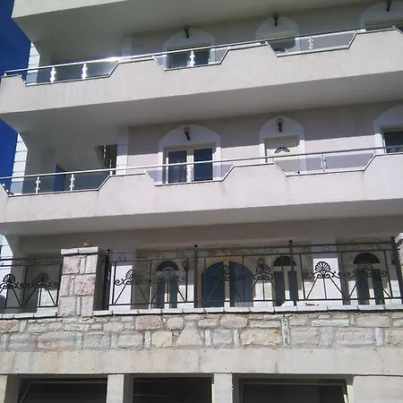 Guest House Arsenal Гостевой дом